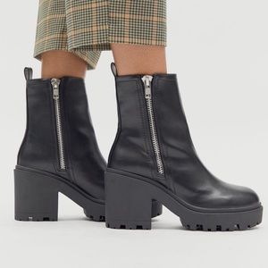 Urban Outfitters combat boots black chunky platform Moto Zip-Up size 8